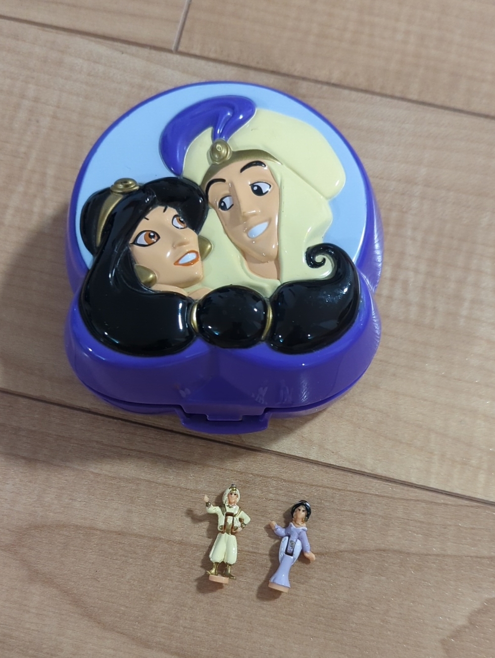 Aladdin Polly Pocket With Two Figures